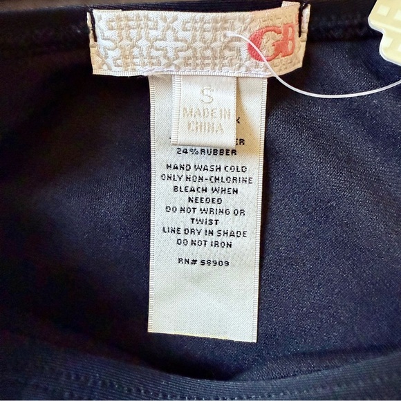 Gianni Bini Black One Piece Swimsuit - Picture 2 of 2